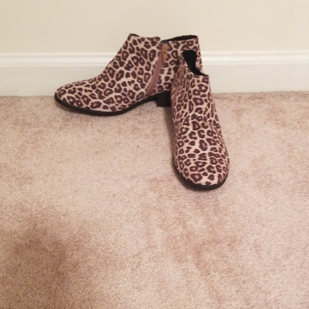 Cheetah booties